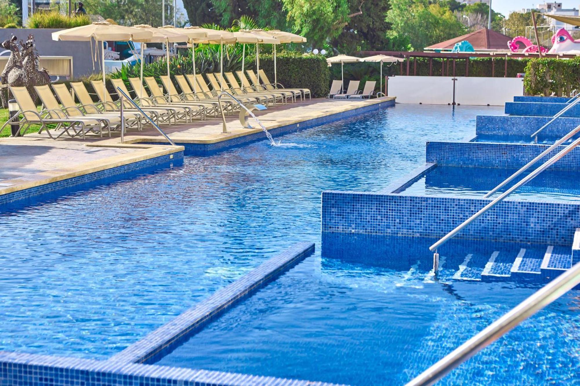 Zafiro Palmanova Aparthotel Kültér fotó