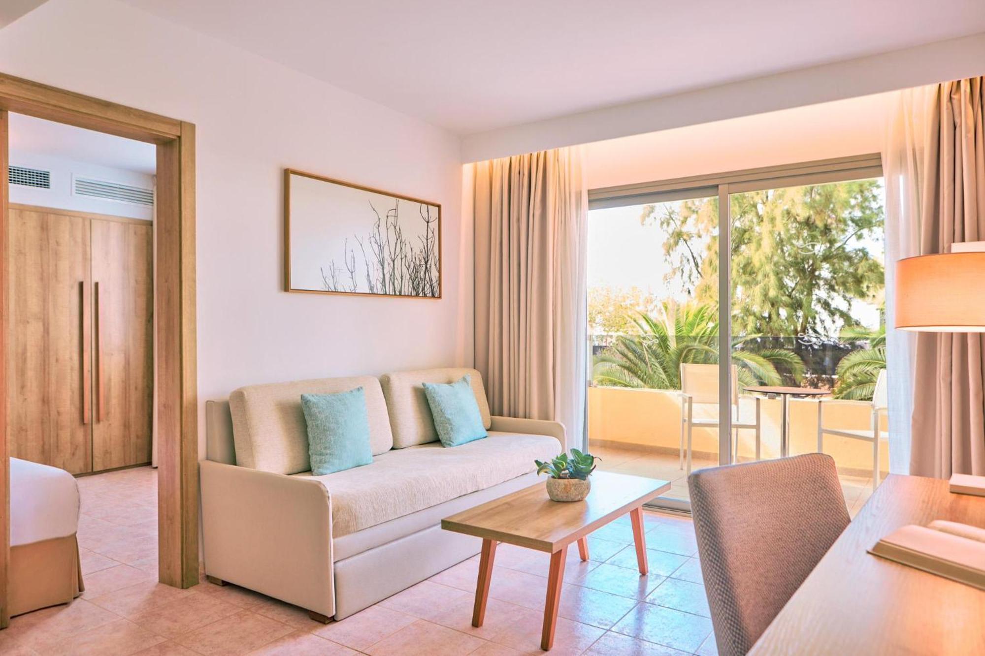 Zafiro Palmanova Aparthotel Kültér fotó